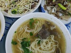 牛肉拉面-十二忠手拉面(中华路店)