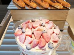 -圣丰索菲特·2 On 988 Café 自助餐厅
