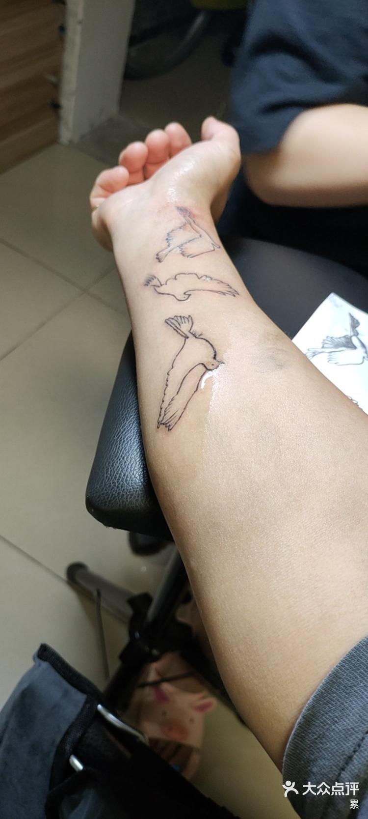 七月刺青 风格 清新卡通服务特别好 还打折 大众点评移动版