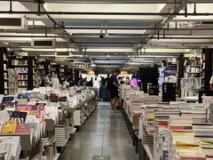 -先锋书店(五台山总店)