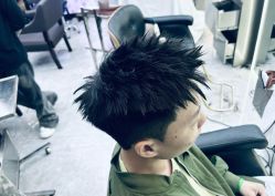 -藤野造型烫发染发