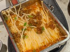 -破瓦寒窑·地摊烤羊排