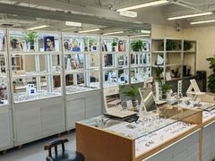-无奔眼镜·蔡司·依视路授权店(马家堡店)