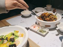 -关东小磨东北菜(漕河泾印象城店)