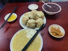 -小胖包子王(光明楼店)