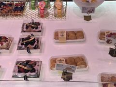 -巴黎贝甜(大宁国际商业广场店)