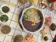 -储奇门鳝鱼火锅(总店)