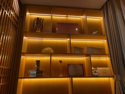 -香港倾城国际·美容美体中心