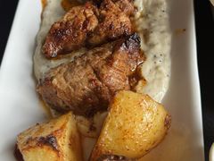 -Efes Turkish & Mediterranean Cuisine 艾菲斯餐厅(陆家嘴店)