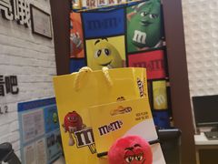 -m豆巧克力世界(上海世茂广场店)