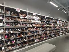 -唯品会(北京国瑞城店)