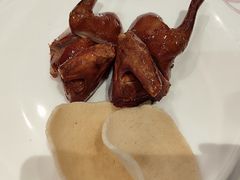 红烧乳鸽-粤珍轩·家宴·广式茶点(新城广场店)