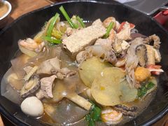 -万记麻辣烫国展总店