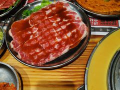 -青瓦炭韩潮烤肉(花园道店)