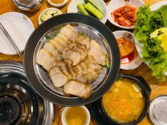 -喇喇排骨火锅·传统韩式脊骨汤(望京西园总店)