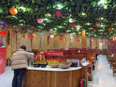 -袁小二大东北铁锅炖(吉祥村总部)