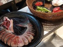 -刘姐啤酒鱼民族演艺餐厅(西街总店)