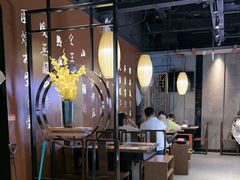 -呷哺呷哺 小火锅 (浦东新欧尚超市店)