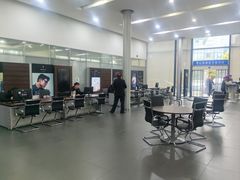 -杭州中升之星奔驰4S店(滨江店)