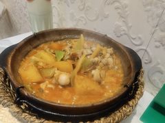 砂锅酸笋牛蛙-丽丽三鲜螺蛳粉(田林路店)