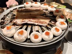 -草家酱蟹炭火烤肉店(珲春南路一店)