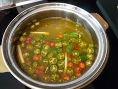 酸汤麻辣锅-鲁西肥牛(九方购物中心店)