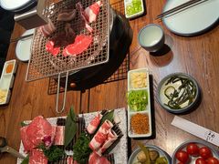 -明洞阿姨·韩式酱蟹烤肉·创意料理(三元桥店)