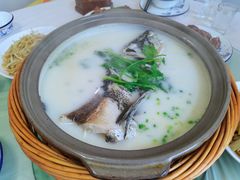 -天乐农家鱼头王(天目湖店)
