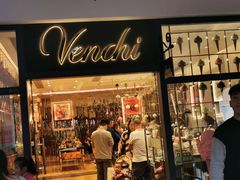 -VENCHI 闻绮(上海佛罗伦萨小镇店)