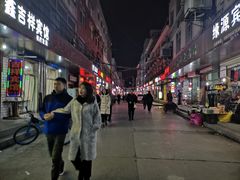 -许西美食一条街