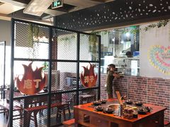 大堂-莽子老火锅(大坪店)