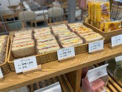 -提亚烘焙·手作面包·生日蛋糕(七星店)