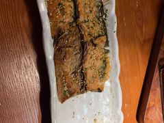 盐烤三文鱼皮-鳗鱼家·深夜食堂(军博店)