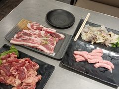 -啊美丽炭火烤肉(滑翔一店)