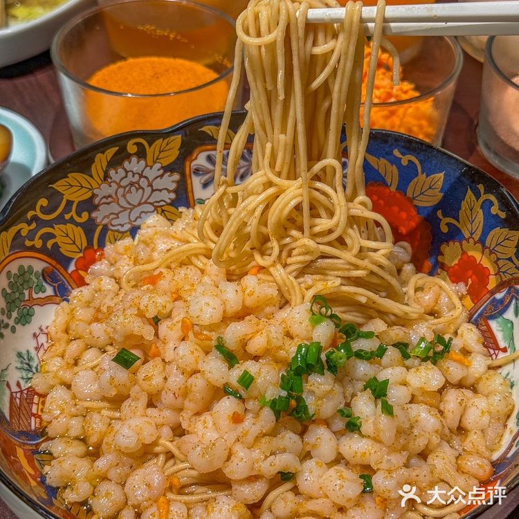 终于懂了六虾面的正确吃法👍🏻