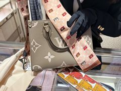 -LV路易威登(德基广场店)