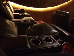 iphone_upload_pic-中影国际影城(兰生大厦CINITY LED店)