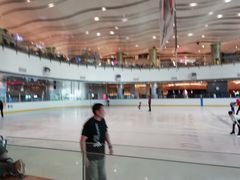 -冰纷万象滑冰场(沈阳万象城店)