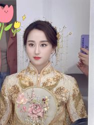 -艾米丽婚纱礼服