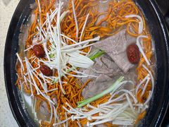 -九寨特色牦牛肉汤锅 羊肉汤锅