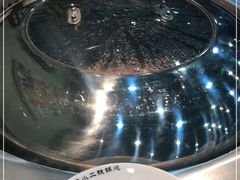 -袁小二大东北铁锅炖(吉祥村总部)