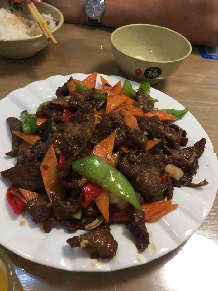 老丁头馋嘴店-"今儿特意来到苏家屯,看看这家中餐馆人均.