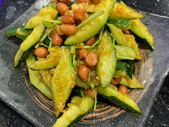 拍黄瓜-最先生·烧烤·火锅·音乐聚会餐厅(大悦城店)