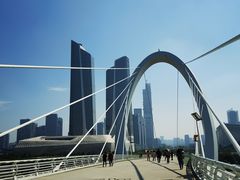 -南京眼步行桥
