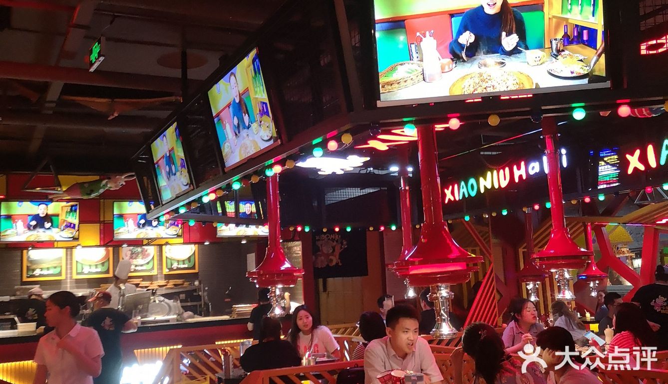 有点蒸汽朋克味道，特别感谢服务员小哥