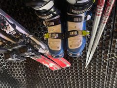 -采薇庄园四季滑雪场