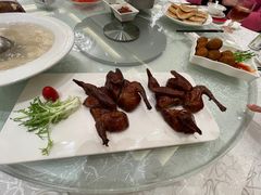 -亢龙太子酒轩(东湖店)