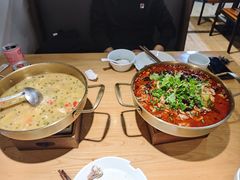 -自贡盐帮菜·玩辣餐厅(樱花园西街店)