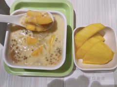 -满记甜品(优客百盛店)