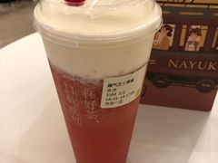 霸氣芝士草莓-奈雪的茶(市百一店)